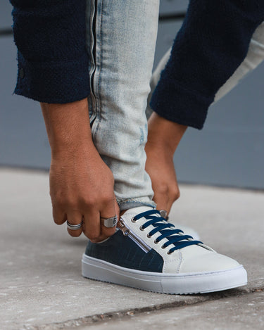 26's Laceless Low Top-1
